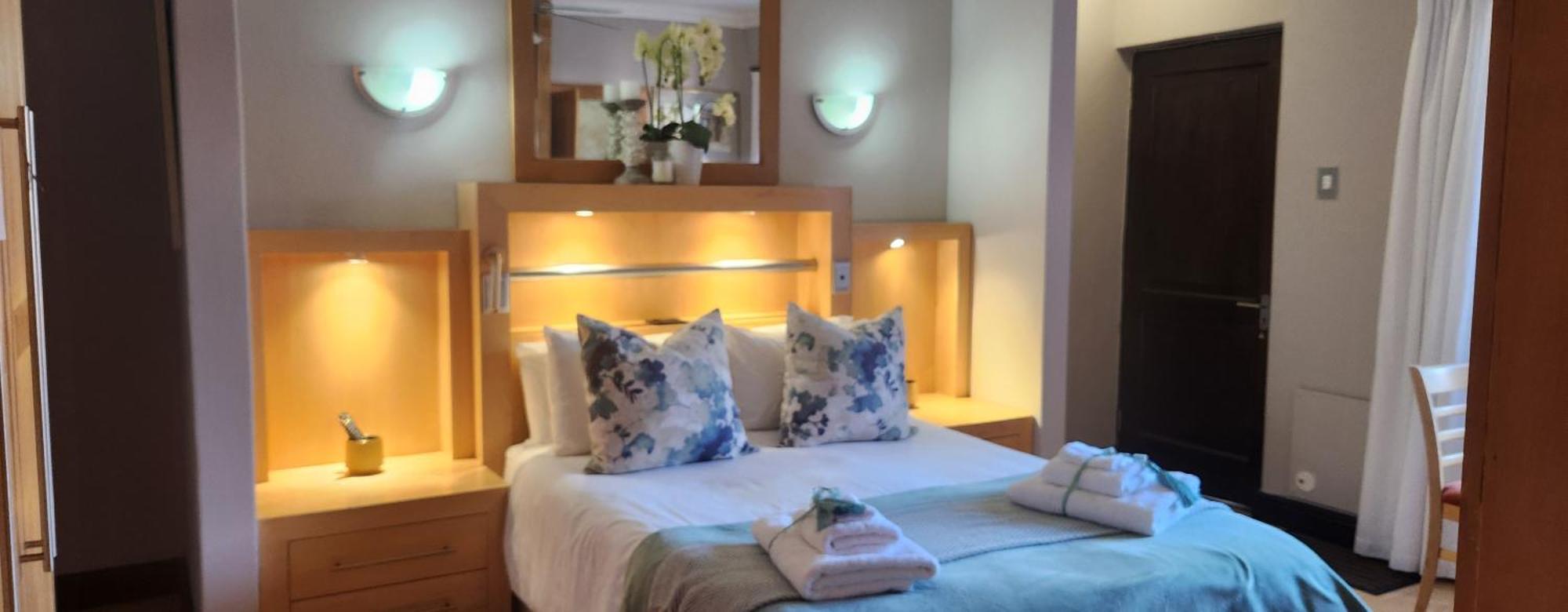 The Wooden Leg Guesthouse Kleinmond Dış mekan fotoğraf