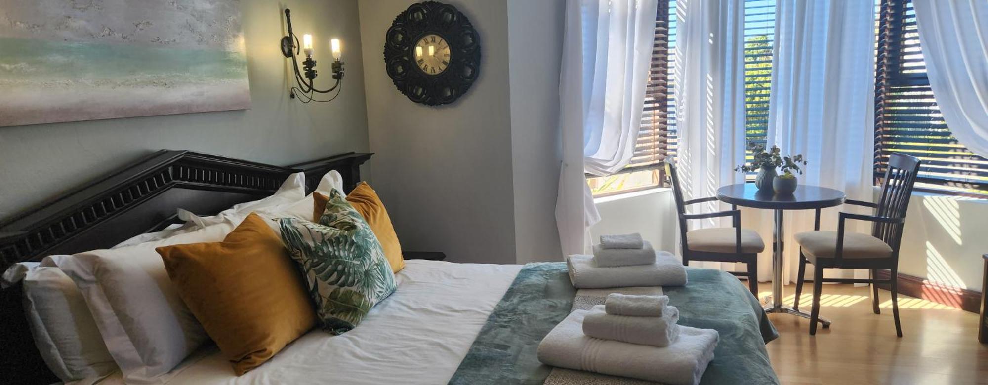 The Wooden Leg Guesthouse Kleinmond Dış mekan fotoğraf